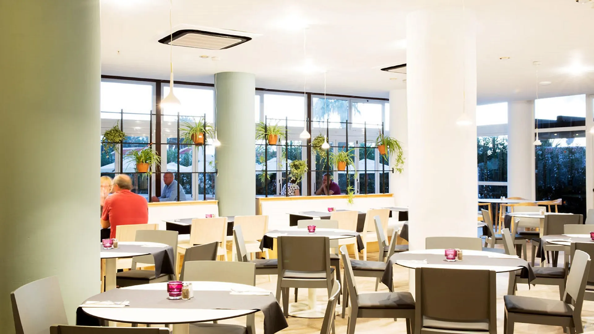 Coral Ocean View - Adults Only Hotel Playa de las Americas  4*, Playa de las Americas (Tenerife)